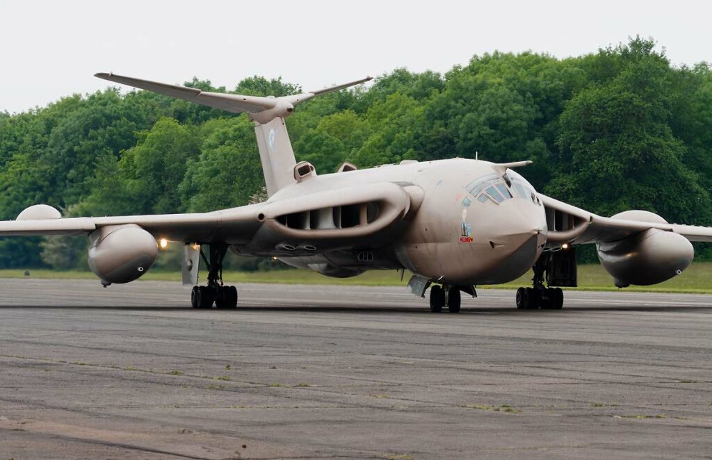 Handley Page Victor