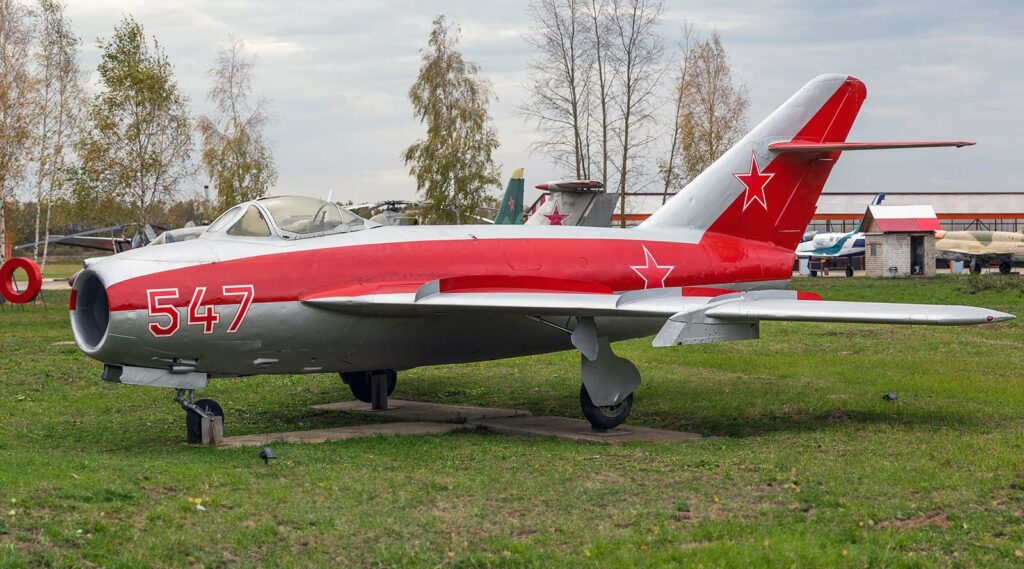 Mikoyan-Gurevich MiG-17