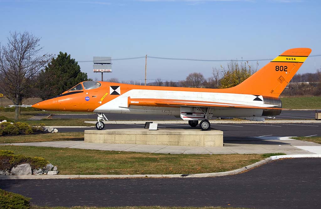 Douglas F5D Skylancer