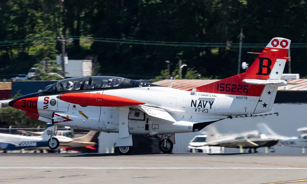 North American / Boeing T-2 Buckeye