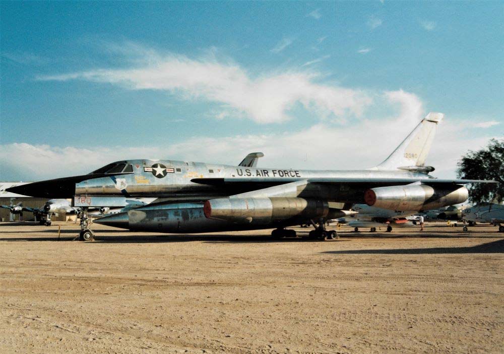 CONVAIR B-58 Hustler