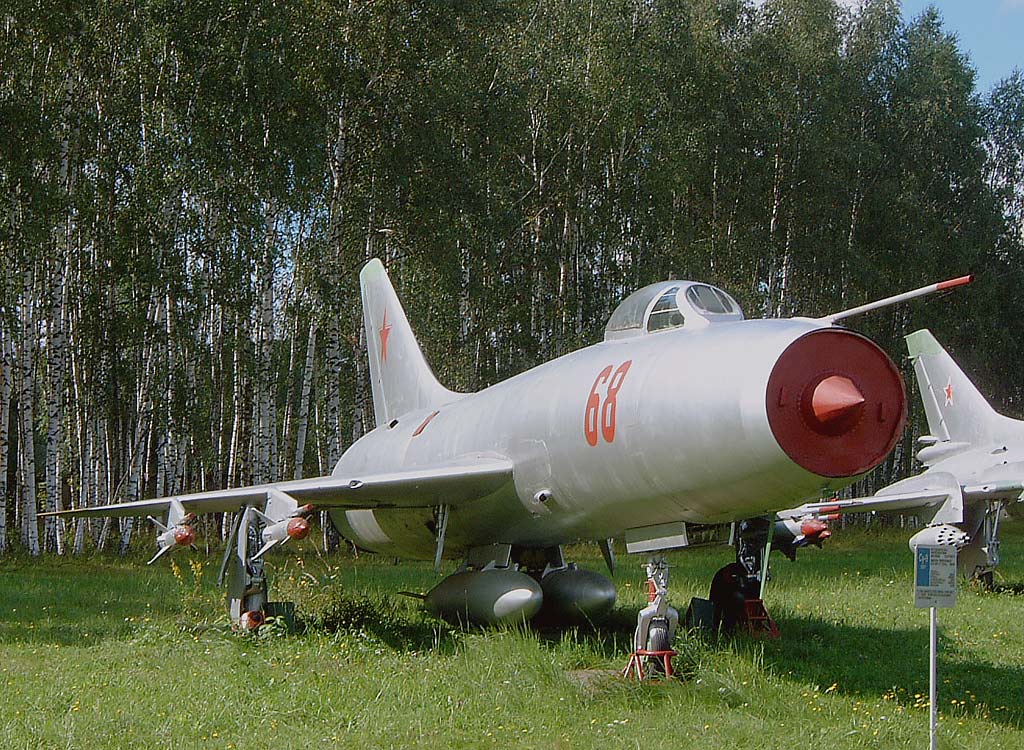 Sukhoi Su-9 (Fishpot)