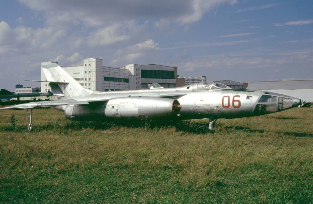 Yakovlev Yak-28 (Brewer/Firebar)