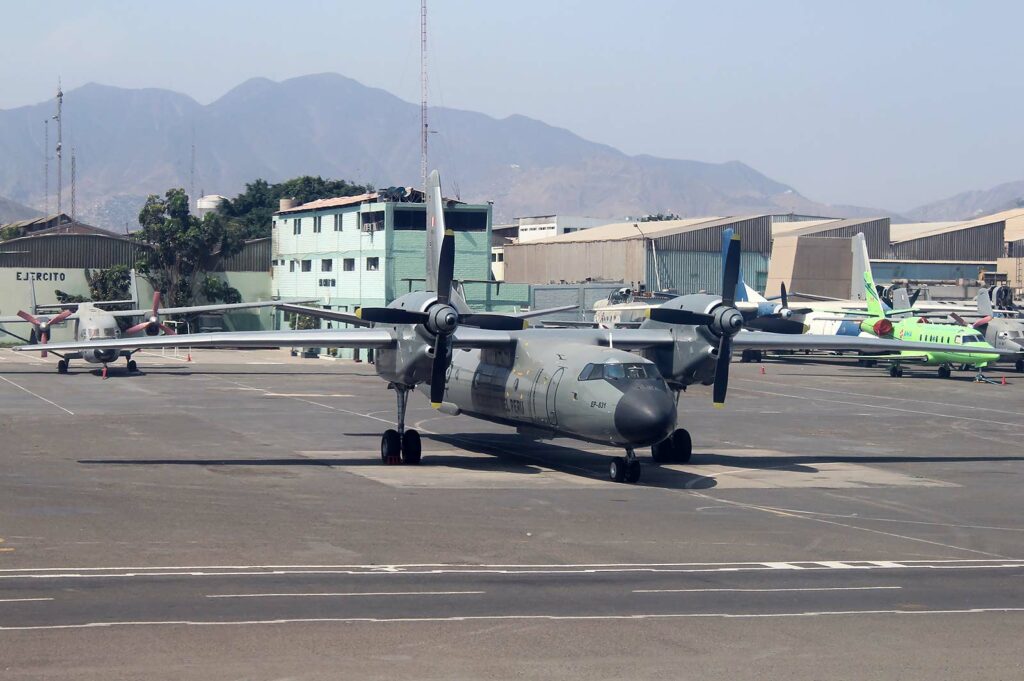 Antonov An-32 (Cline)