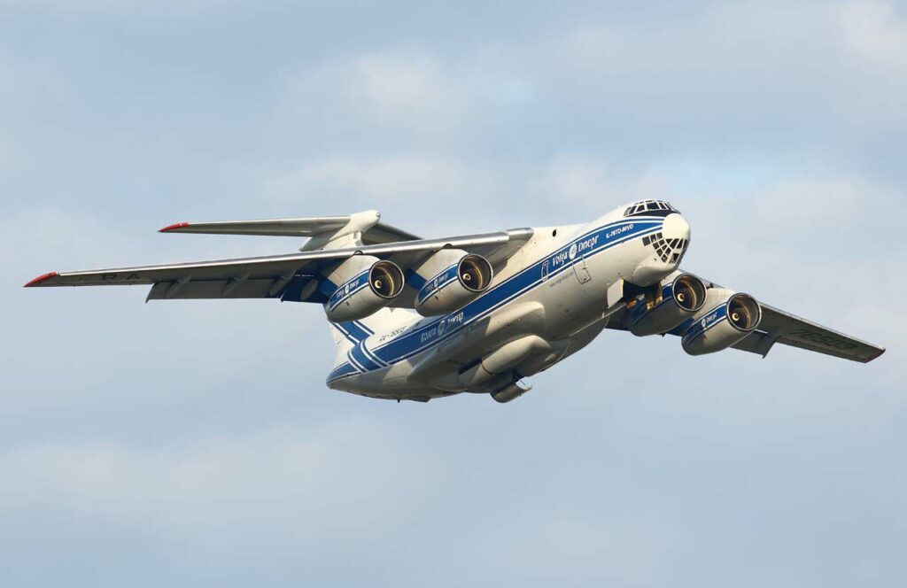 Ilyushin IL-76 (Candid)