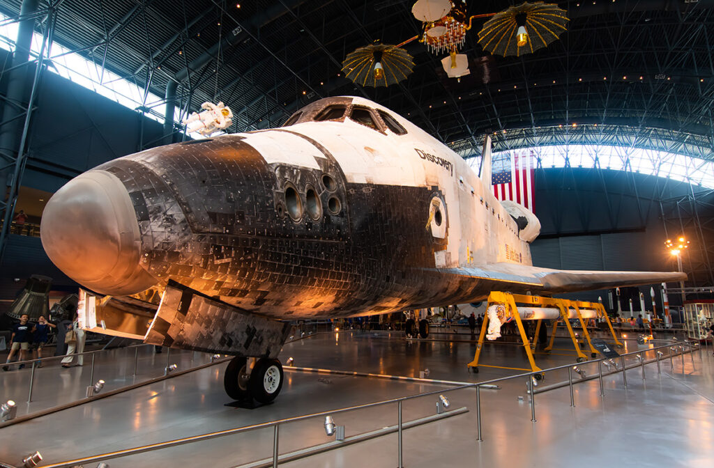 Space Shuttle Discovery (OV-103)