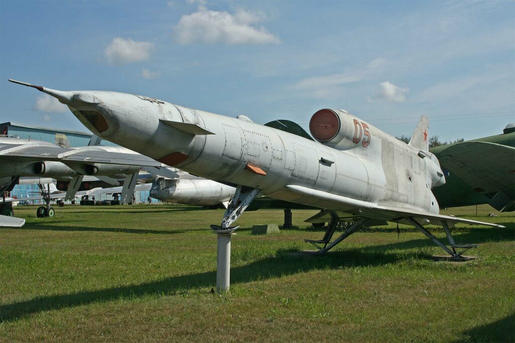Tupolev TU-141 (Strizh)