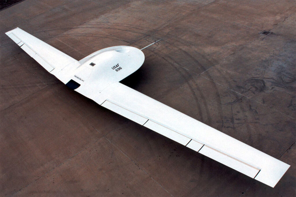 Lockheed / Boeing RQ-3 DarkStar