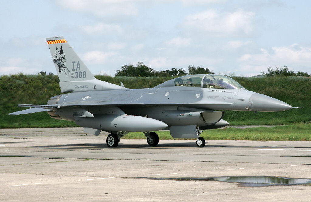 F-16s in Ukraine boost morale