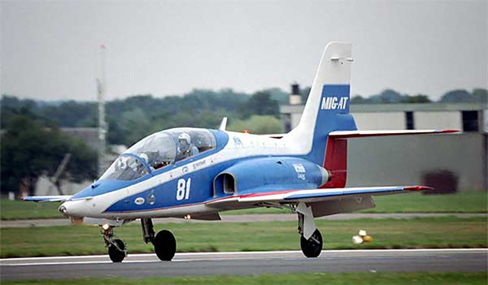 Mikoyan MiG-AT