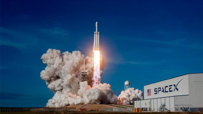 SpaceX secures $733.5 million contracts for national security missions