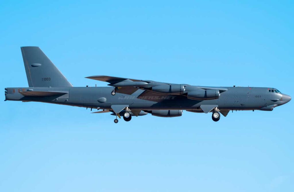 American B-52s intercepted by Russian fighters in the Baltic Sea