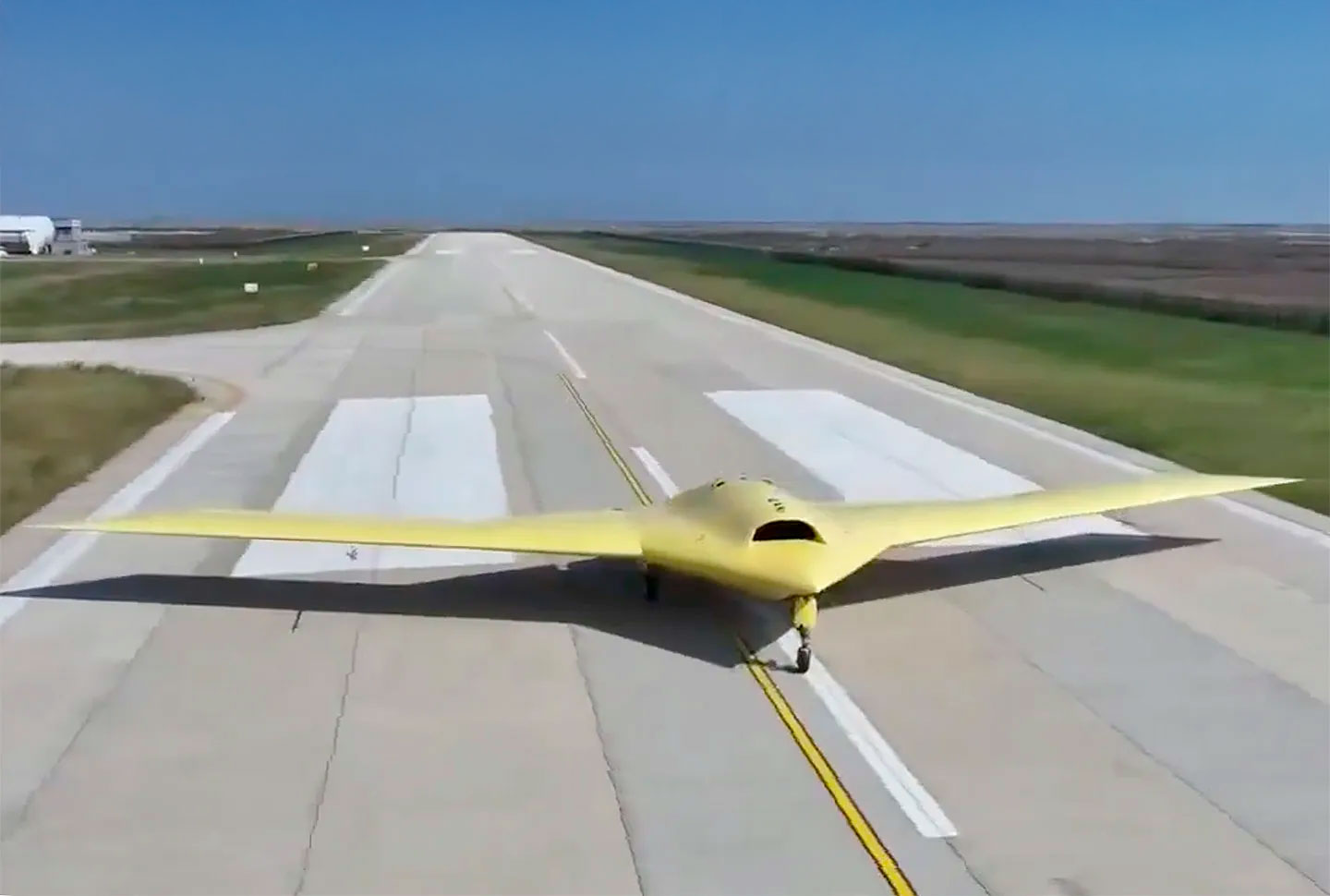 China Unveils Its Ch 7 Long Endurance Stealth Drone War Wings Daily