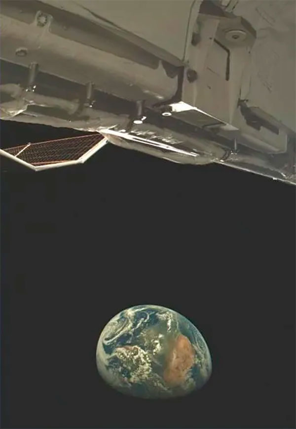 First image of the Earth captured by the X-37B