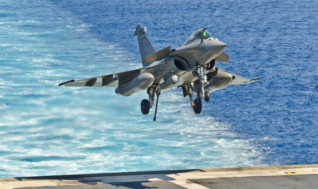 How are the Rafale export contracts structured?