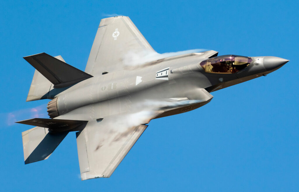 Ottawa questions purchase of Lockheed Martin F-35s