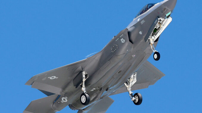 Ottawa questions purchase of Lockheed Martin F-35s