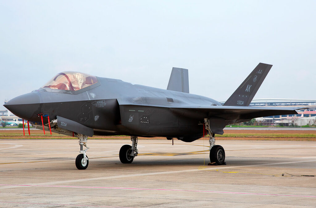 The technical challenges of developing the F-35 Lightning II