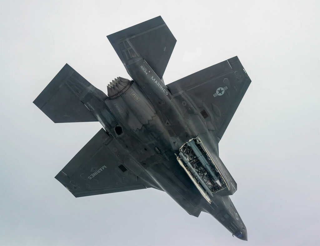 F-35B equips with Meteor long-range missile