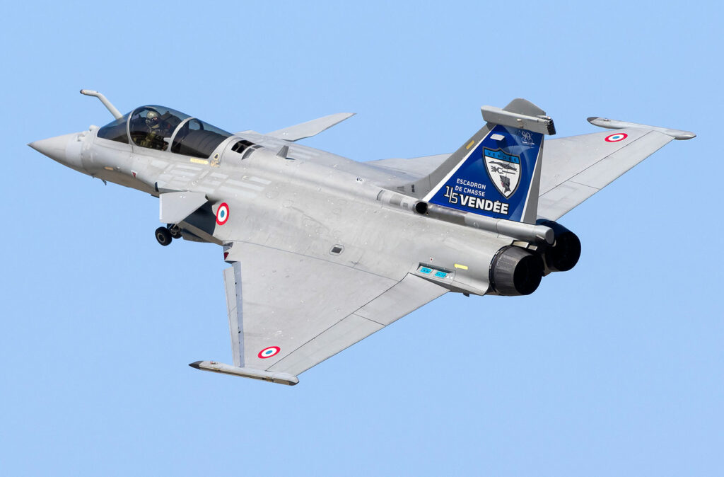 Multi-role aircraft: marketing myth or real operational superiority?