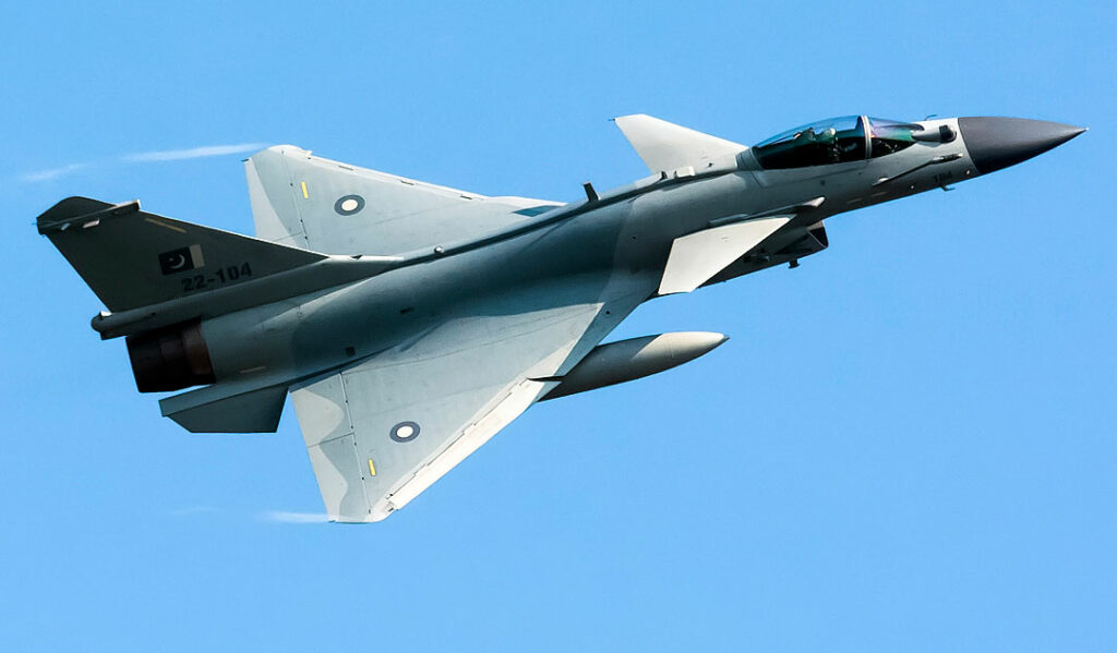 Indian Rafale shot down by Pakistani J-10C