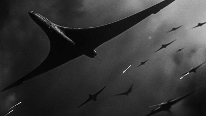 OVNIS Unidentified aerial phenomenon and secret military aircraft