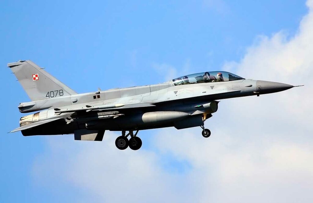 F-16 Poland