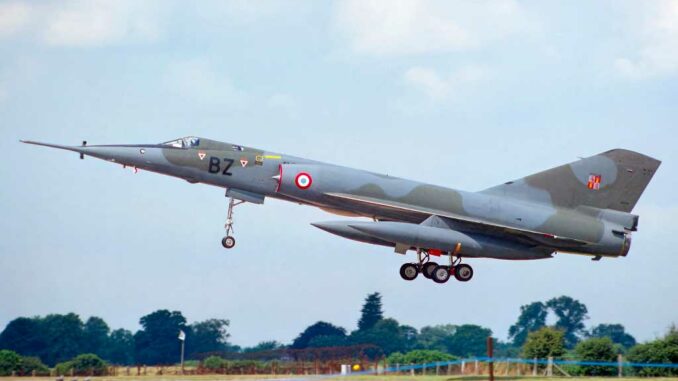 The Mirage IV France s First Strategic Nuclear Bomber The Mirage IV France s First Strategic Nuclear Bomber