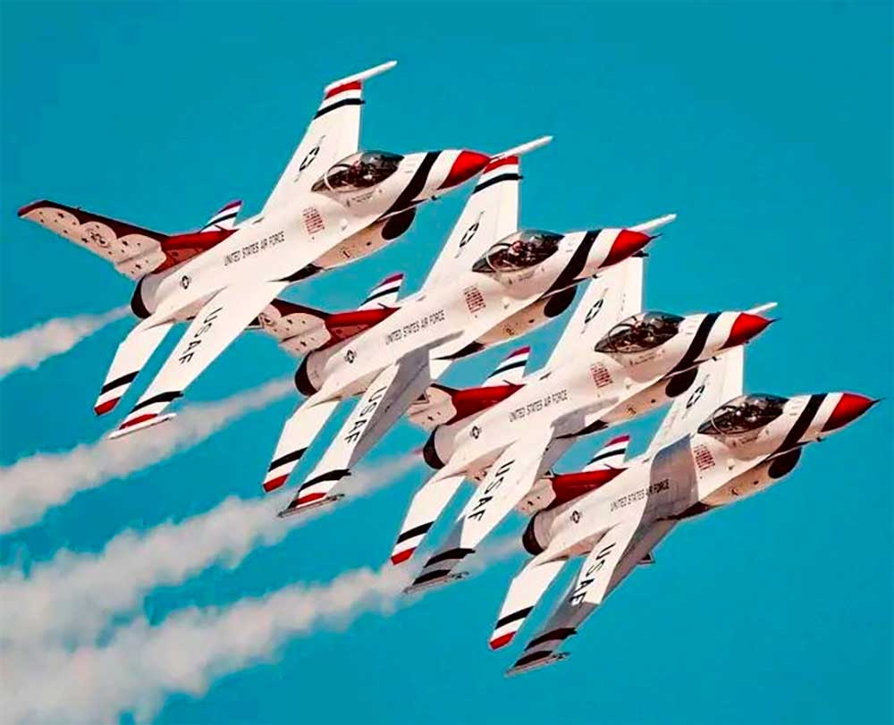 Becoming a U.S. Air Force Thunderbirds Pilot