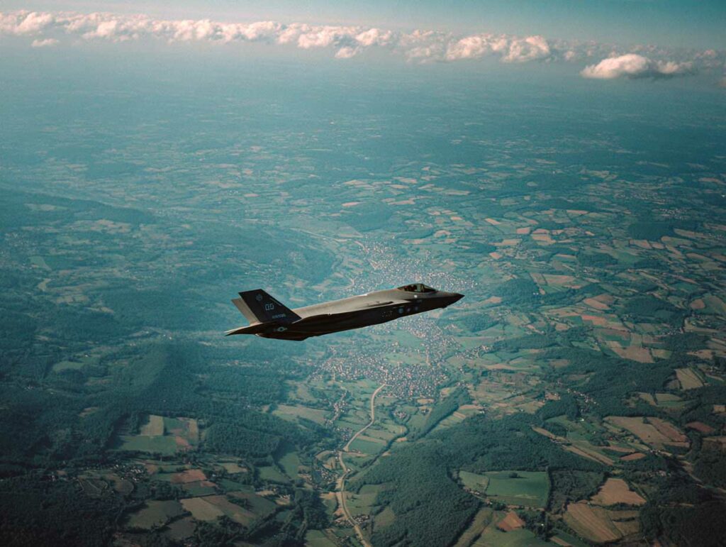 The true availability rate of the F-35 and the legacy of ALIS