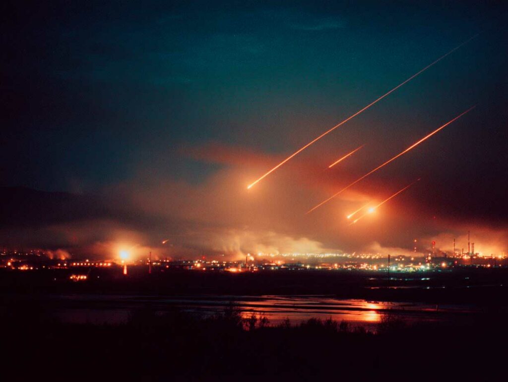 Ukraine extends its drone war to the Saratov refinery