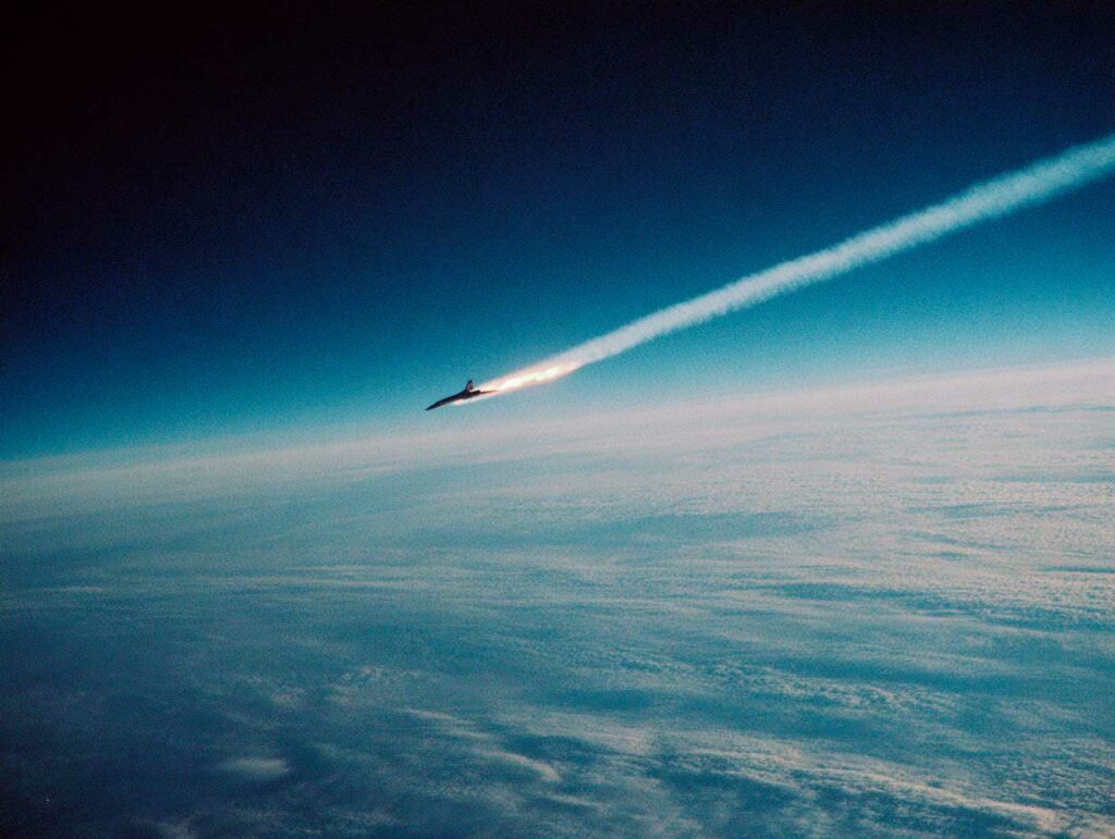 The rebirth of a 21st-century Concorde: utopia or technological challenge?
