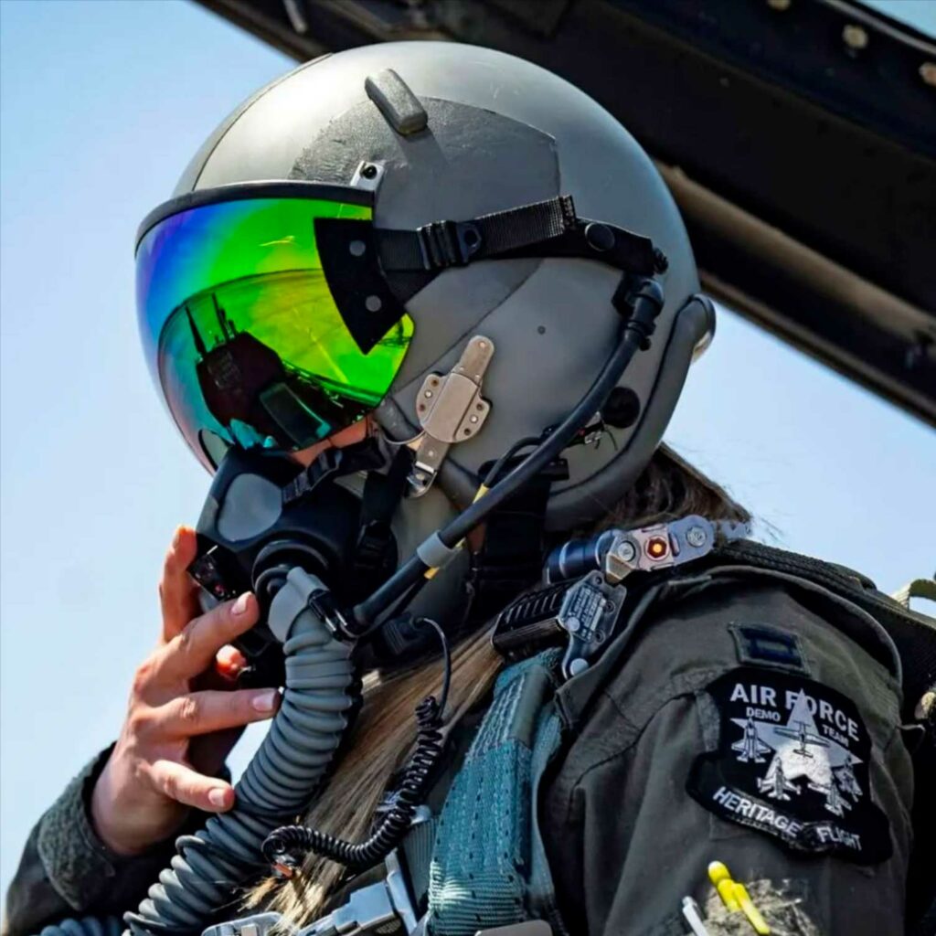 Why is it more difficult to fly a fighter jet during AI-simulated combat than during actual training?