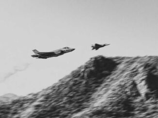 F-35 vs F-22