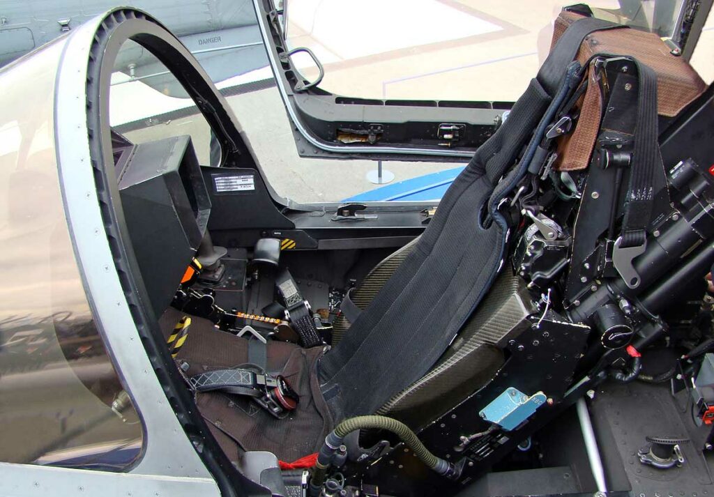 Rafale vocal command
