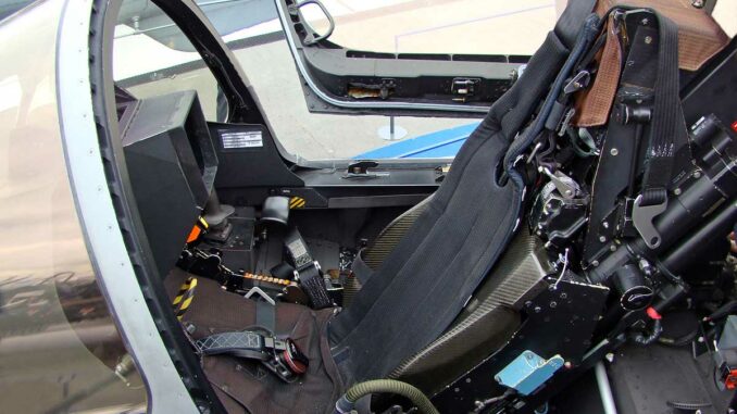 Rafale vocal command